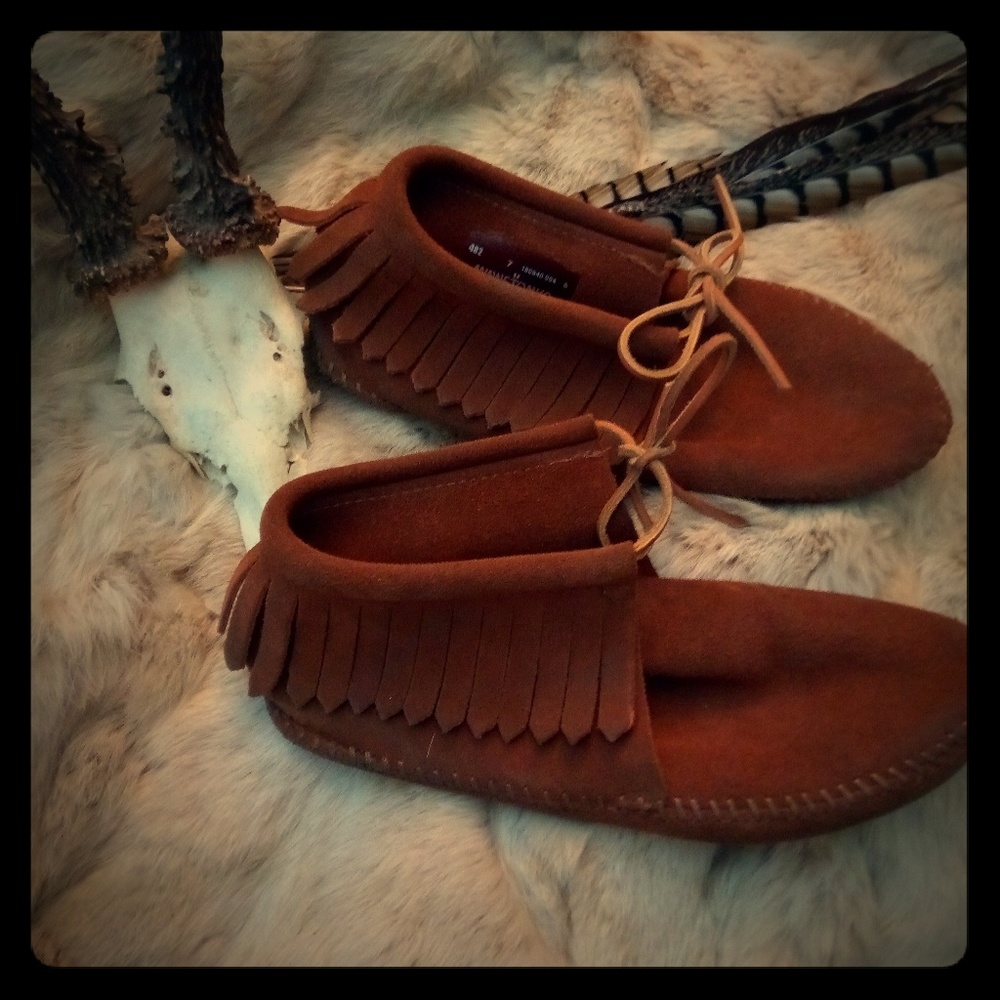 Brown MINNETONKA Short Fringe Boots